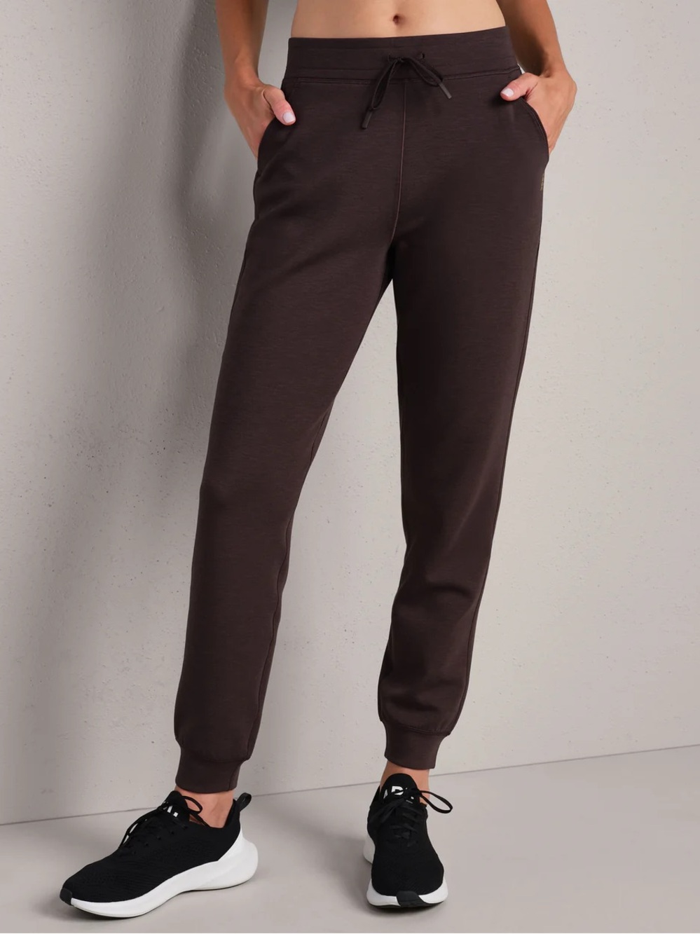 RHONE Women’s Brown Drawstring Joggers in Brown Espresso